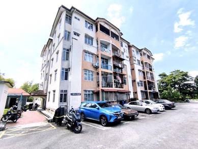 Dahlia Court Apartment (Salak Tinggi)