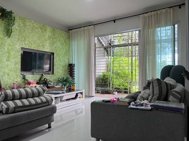 Academia Lanes 3 Storey Townhouse