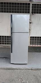 2door fridge refrigerator 290L berfungsi baik