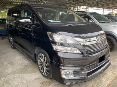 Toyota VELLFIRE 2.4 (A) 8 Seaters Like New
