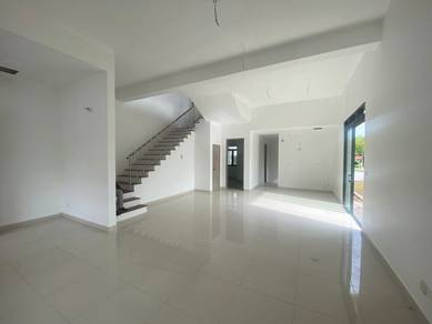 TERMURAH💥CORNER 3,500SQT💥 Maple Residence Double Storey
