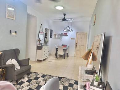100% LOAN + PARTLY FURNISHED Laman Suria Apartment Kajang FOR SALE