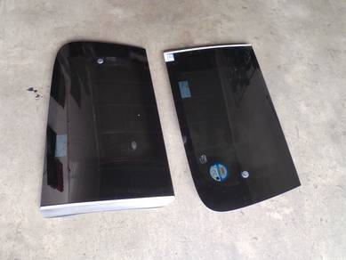 Honda Elysion Quarter Glass