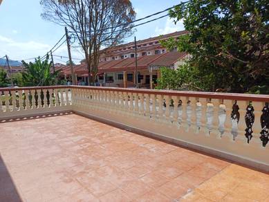 Renovated and extended Corner Lot Double Storey Tanjung Malim for RENT