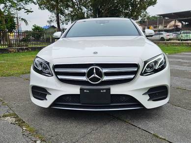 Mercedes Benz E300 2.0 AMG 11KKM 5A SUN ROOF