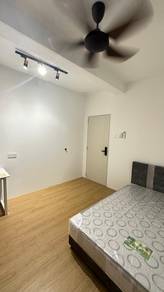 Big Middle Room for Rent @ Batu Lancang/Jelutong