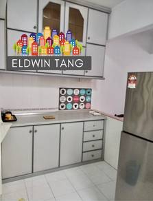 Greenlane Heights Renovated For Sale