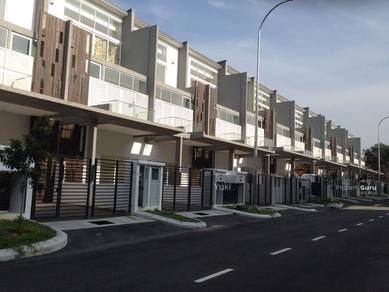 Middle ROOM A/Con WIFI CHEAP Bandar Mahkota Cheras Near BMC Mall UTAR
