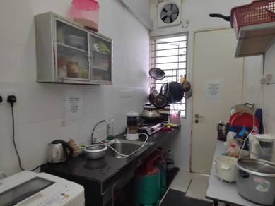 Middle ROOM A/Con WIFI CHEAP Bandar Mahkota Cheras Near BMC Mall UTAR