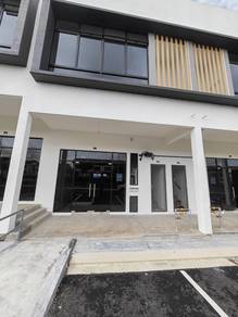 Kaze Hills Ulu Tiram 2 storey Shop brand new ready to move in