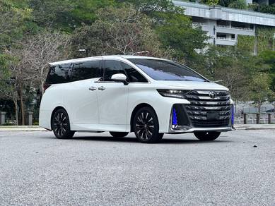 Toyota VELLFIRE 2.5 MPV 5 YEARS WARRANTY