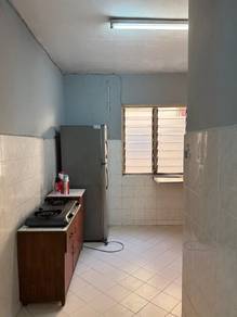 Flat PKNS, Seksyen 7. Fully Furnish. Near to UITM Shah Alam.