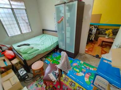 CAR PORCH AWNING !! 1Stry House For Sale At Taman Widuri Bukit Sentosa