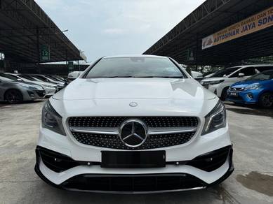 Mercedes Benz CLA180 1.6 AMG  (A)