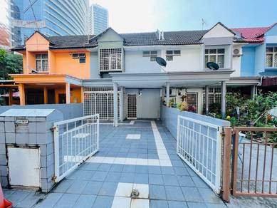 2-storey-Terraced-House-for-sale-Kelana-Jaya-Selangor