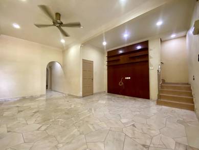1.5 Storey Terrace House Renovated & Extended