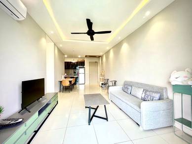 Kingfisher Putatan | 2 Parkings | Airconds | Swimming pool view | KKIA
