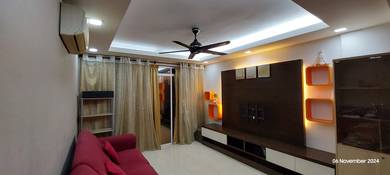 D'Piazza Condo Block D 1100SF 3-Bedrooms Fully Renovated 2-C/Carparks