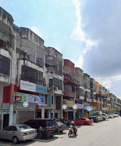 Taman Sri Batu Caves-1