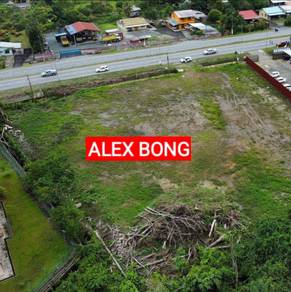 FACING MAIN ROAD FIRST LOT LAND FOR RENT At BATU 11 KUCHING SERIAN