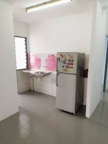 Harmoni Apartment Damansara Damai near Sri Damansara, KIP Sungai Buloh