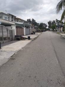 Intermediate double story house in bukit mewah kajang for sale