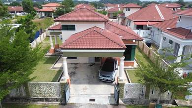 Freehold✨ Banglo Setingkat Taman Bukit Katil Indah
