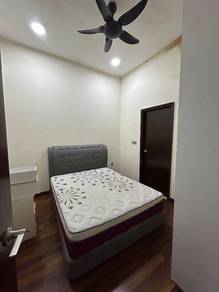 Paragon Suites / 2 Bed 2 Bath / 1 car par/ Jb Town / CIQ / JB Custom /