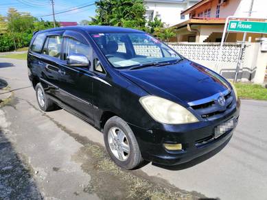 Toyota INNOVA 2.0 G (A)