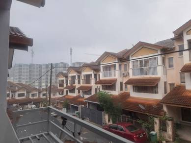 Taman Amansiara Town house Batu Caves