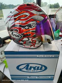 helmet arai