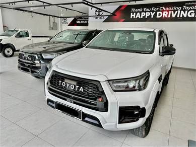 FULL LOAN 2025 Toyota HILUX 2.8 GR SPORT
