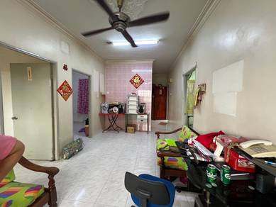 Putri Laksamana