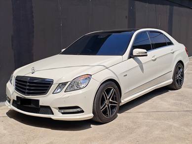 Mercedes Benz E250 1.8 W212 Panaromic Roof