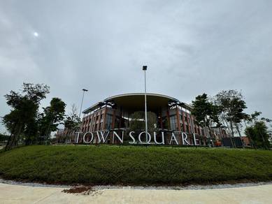 Town Square Plaza Cove Persiaran Cove Utama, Gamuda Cove, Dengkil