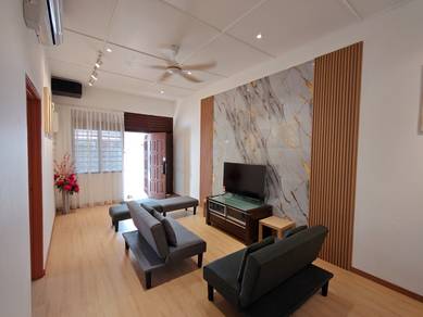 CORNER LOT FULLY FURNISHED WITH SWIMMING POOL 1 Sty Semi D Taman Intan
