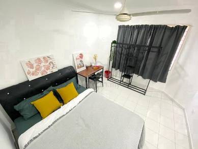 5min to ioi Rio * Kenanga LIFT Apartment, Bandar Puteri, Puhong
