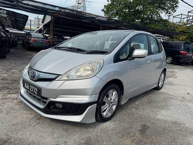 JAZZ 1.3 HYBRID FACELIFT (A),Nice No.2772,Bodykit