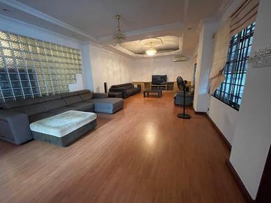 TAMAN RIA DOUBLE STOREY BUNGALOW HOUSE FOR RENT (Near to Main Road)
