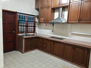 Desa Latania 2 storey House For sale Full Loan ( Fully Extended)