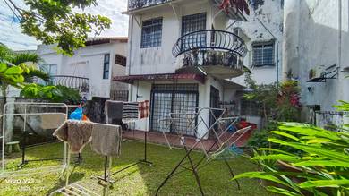 Taman Wangsa UkayDouble storey Freehold Extra land for gardening