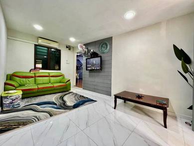 [Menghadap surau] Townhouse bawah Bukit Katil Melaka untuk dijual