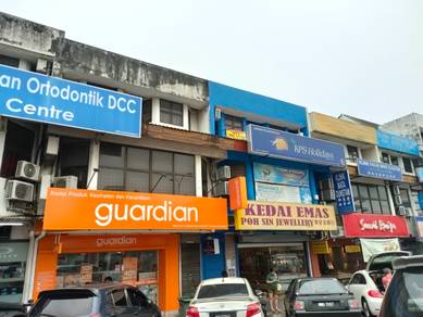 Shop lot office lot 2nd floor jalan Othman petaling jaya selangor