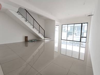 2-storey-Terraced-House-for-sale-Bandar-Bukit-Raja-Selangor-2