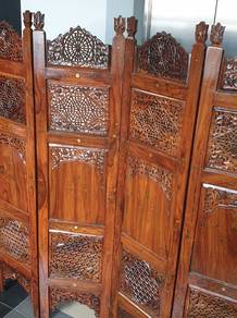 Solid wood partition