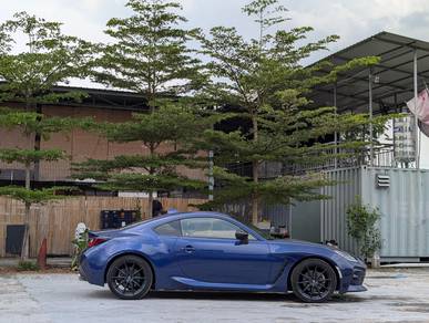 MANY UNITS AUTO MANUAL 2022 Toyota GR86 2.4 RZ (M)