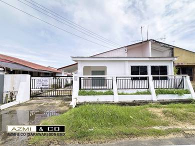 House For Sale, Holiday Park, Jln Airport, Miri.