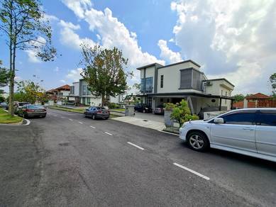 Below Market Value Modern Bungalow Peridot Kota Emerald Anggun Rawang