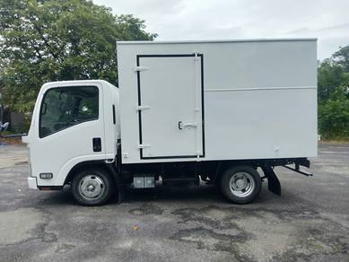 ISUZU NLR 85 Box Van Recond