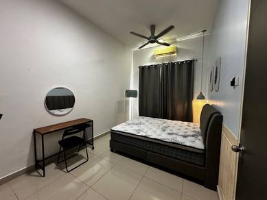 Dpulze Suites Cyberjaya With 1 Bedrooms Fully Furnish Vacant Now!